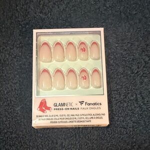 NIB Glamnetic press-on nails Boston Red Sox